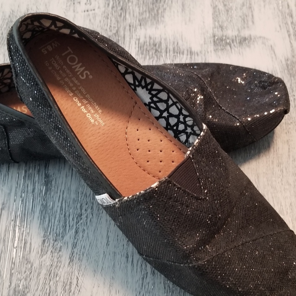 Tom's Classic Slip On